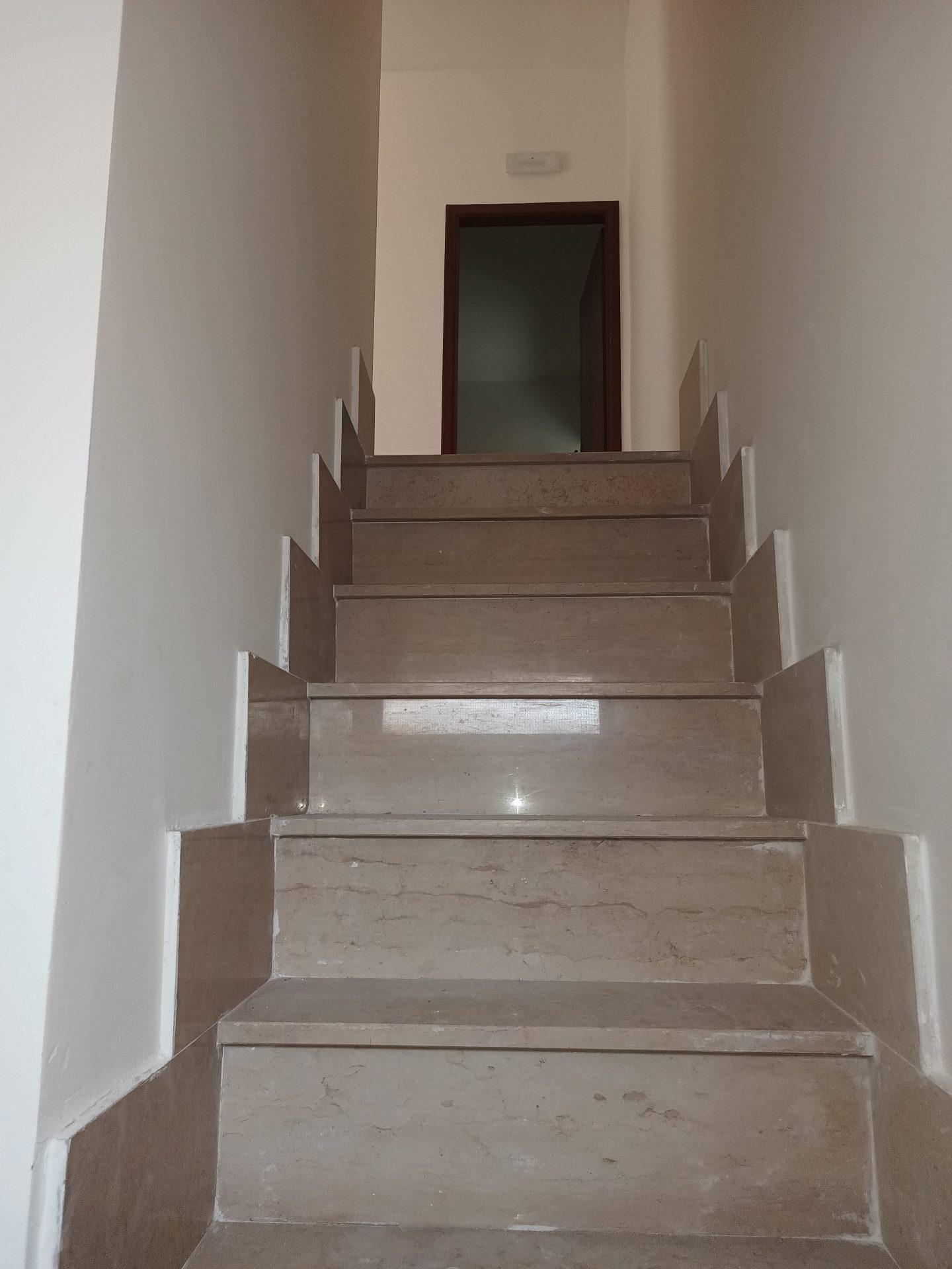 Independent townhouse in Popoli Terme, Italy – photo 2